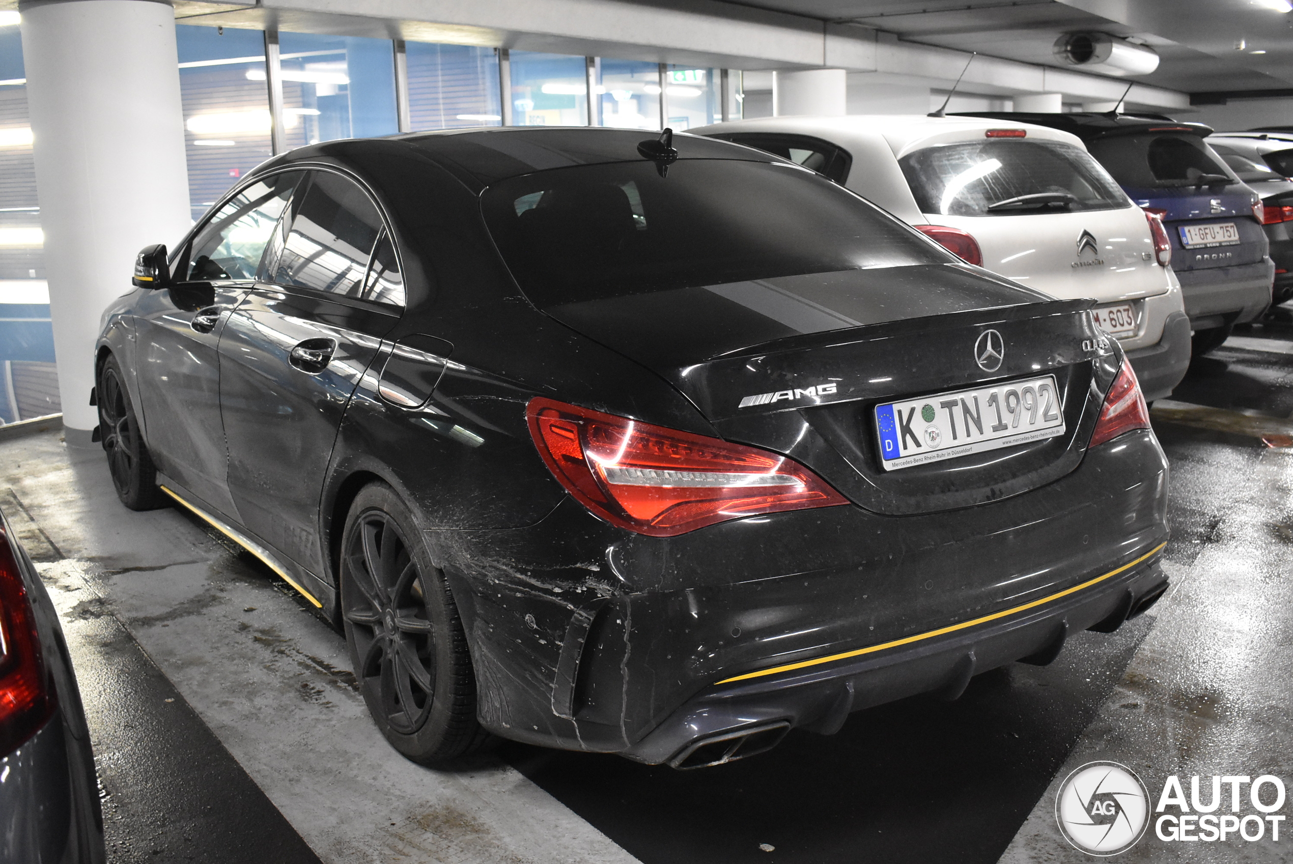 Mercedes-AMG CLA 45 C117 Yellow Night Edition