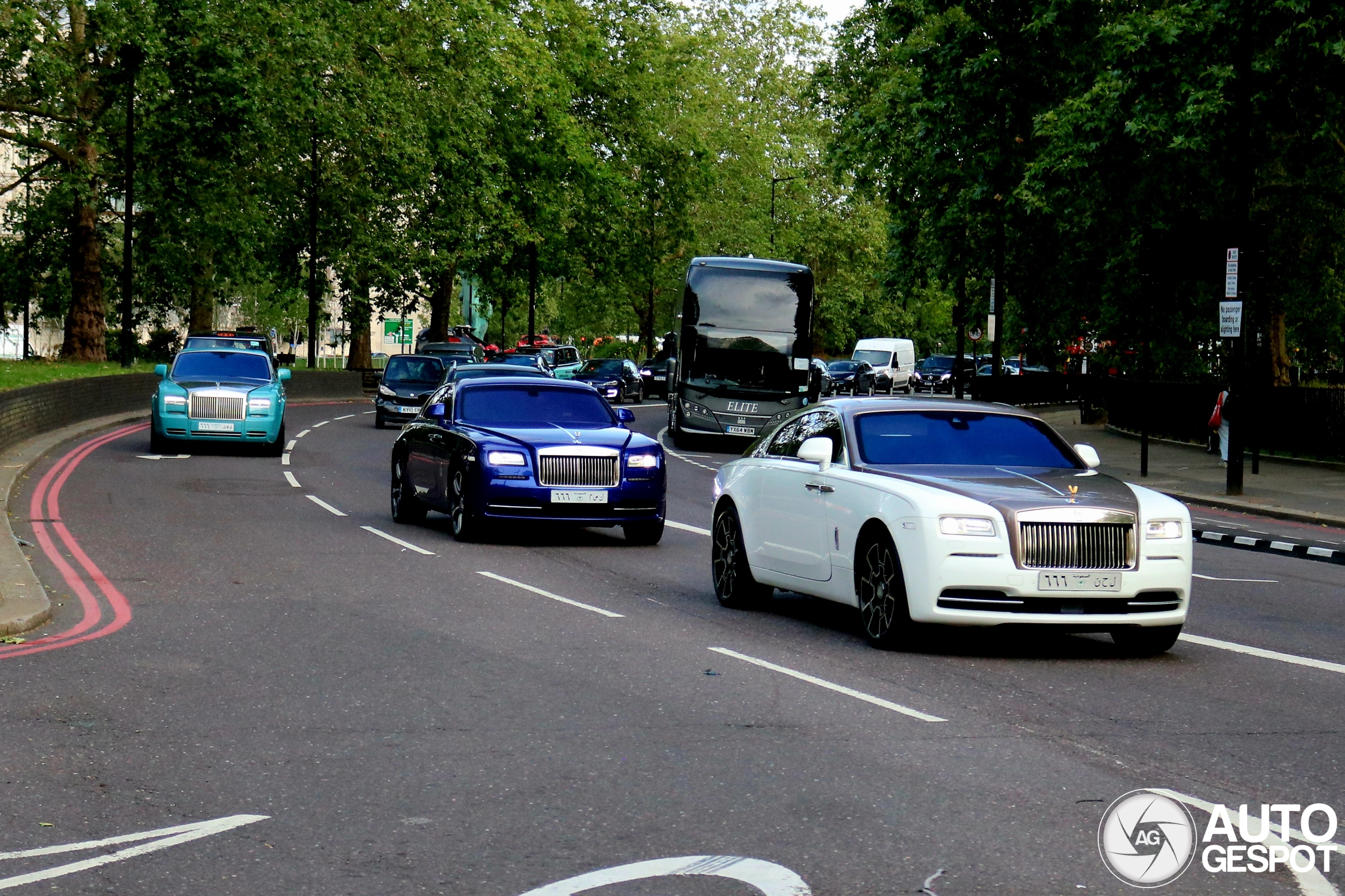 Rolls-Royce lijkt in Londen alledaags vervoermiddel