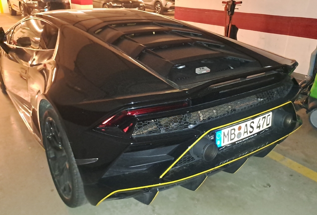 Lamborghini Huracán LP640-4 EVO