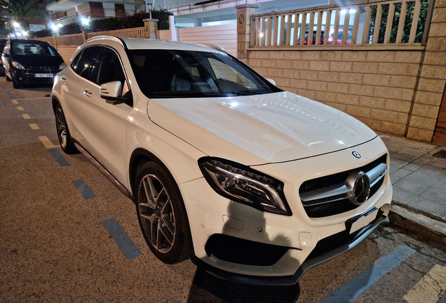 Mercedes-Benz GLA 45 AMG X156