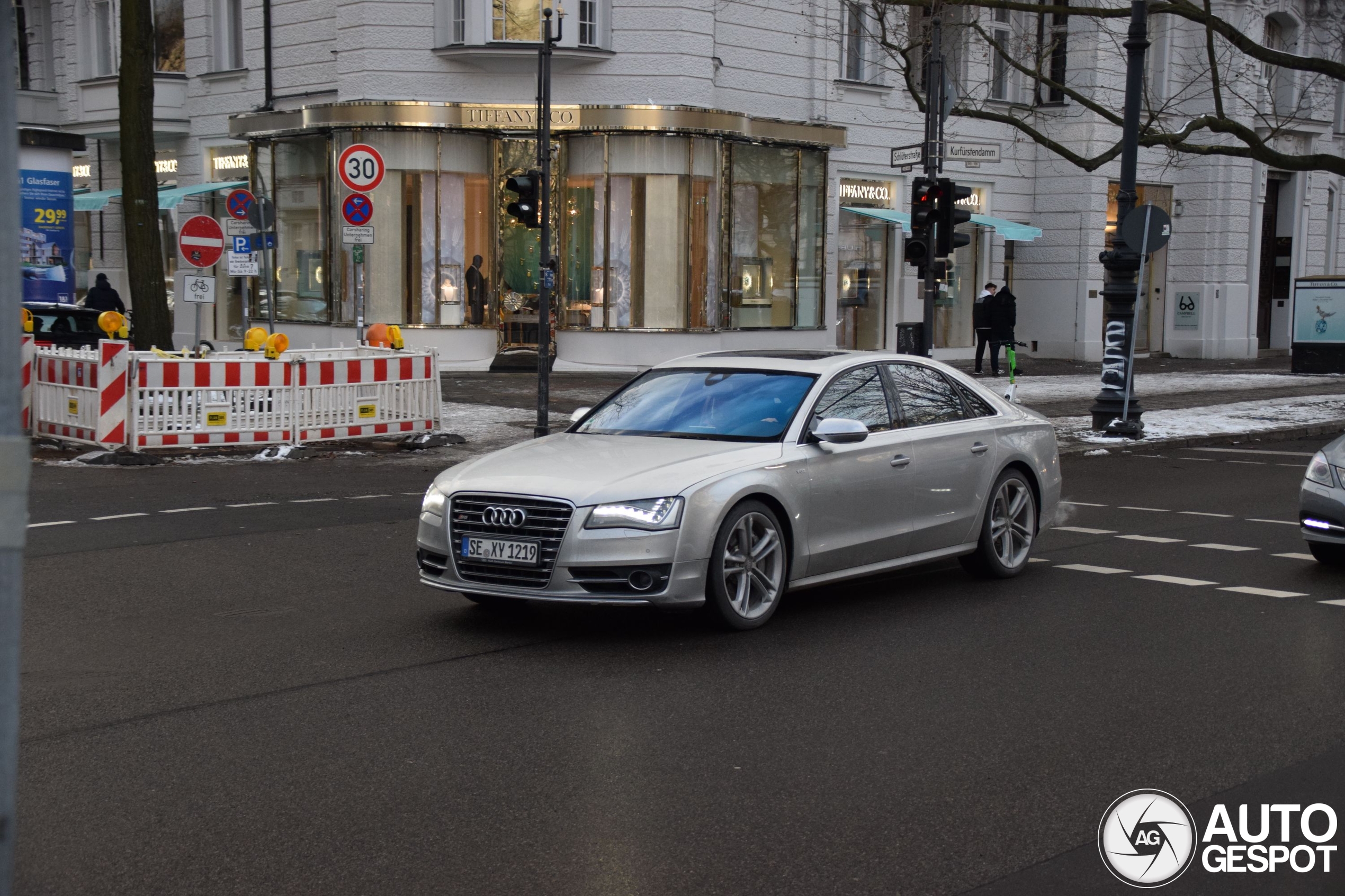 Audi S8 D4