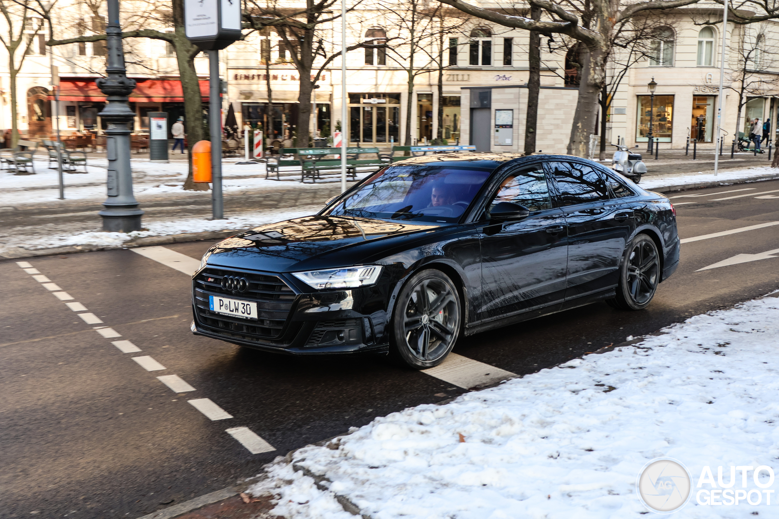 Audi S8 D5