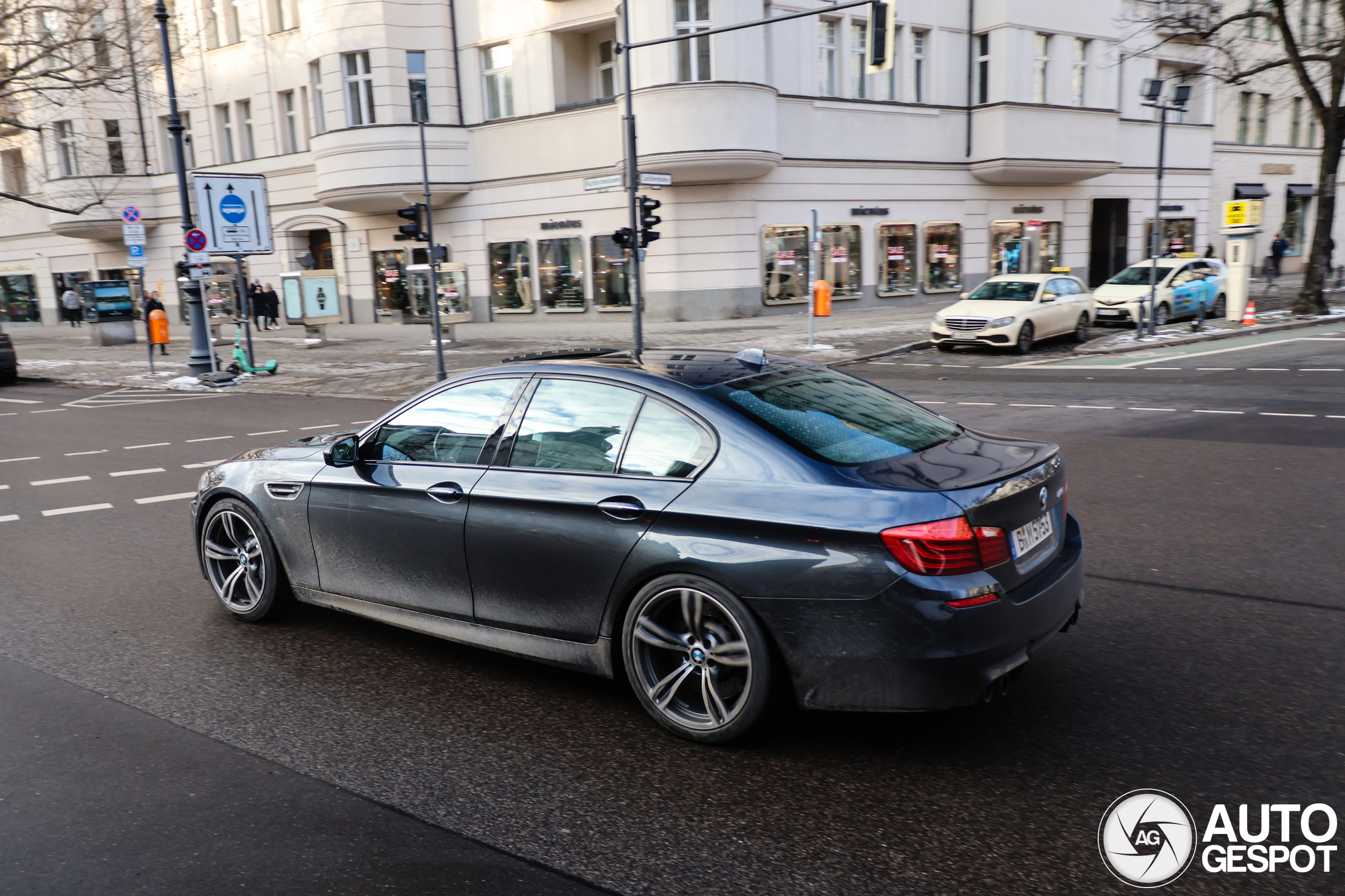 BMW M5 F10 2014