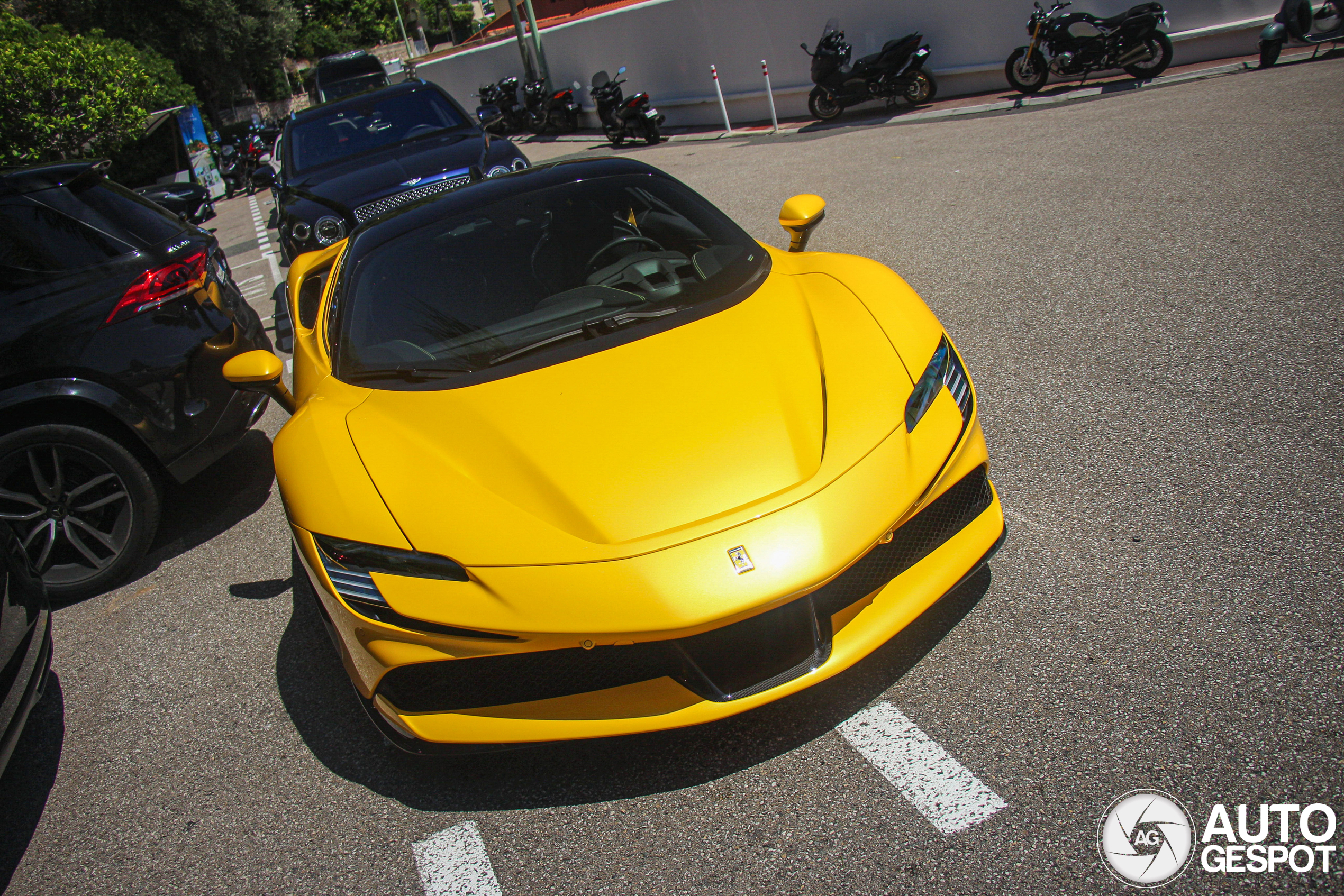 Ferrari SF90 Stradale