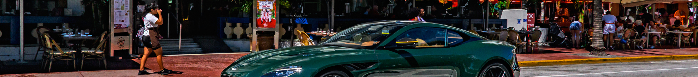 Aston Martin DBS Superleggera