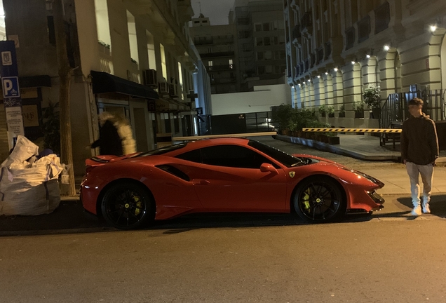 Ferrari 488 Pista