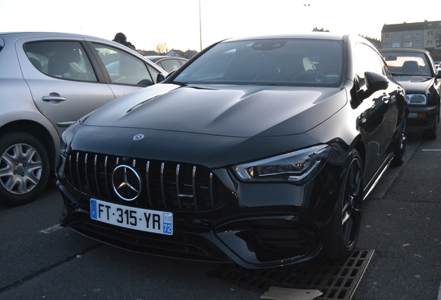 Mercedes-AMG CLA 45 S Shooting Brake X118