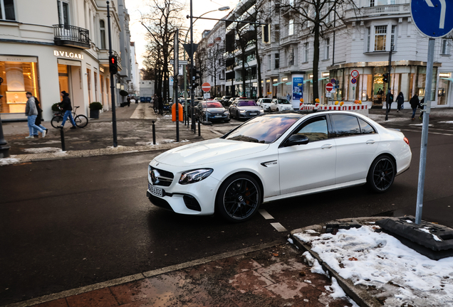 Mercedes-AMG E 63 S W213