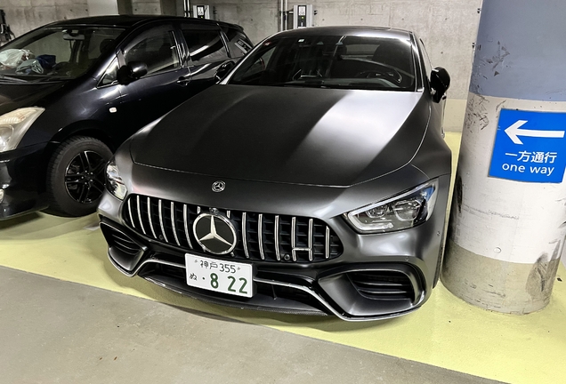 Mercedes-AMG GT 63 S X290