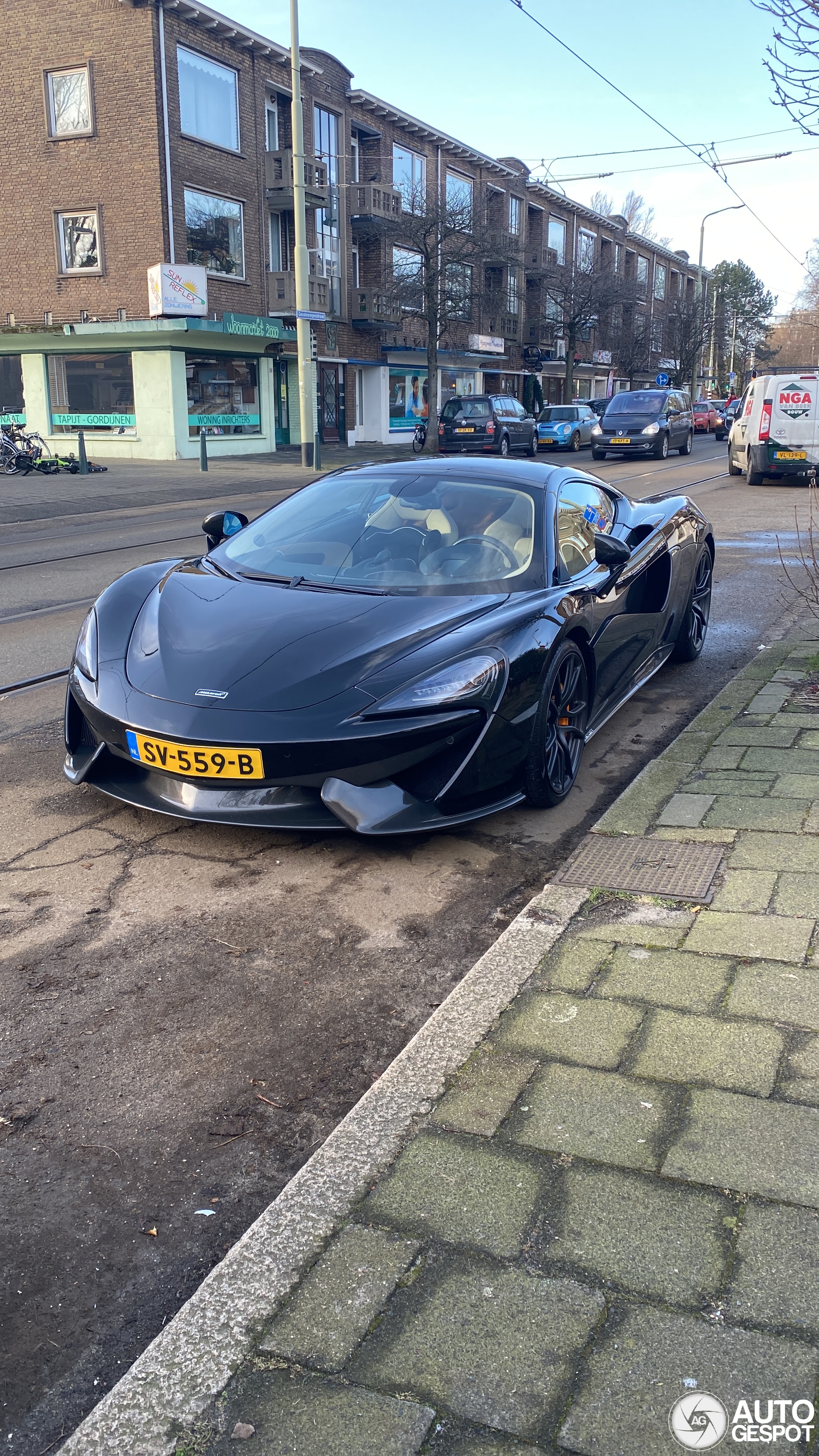 McLaren 570GT