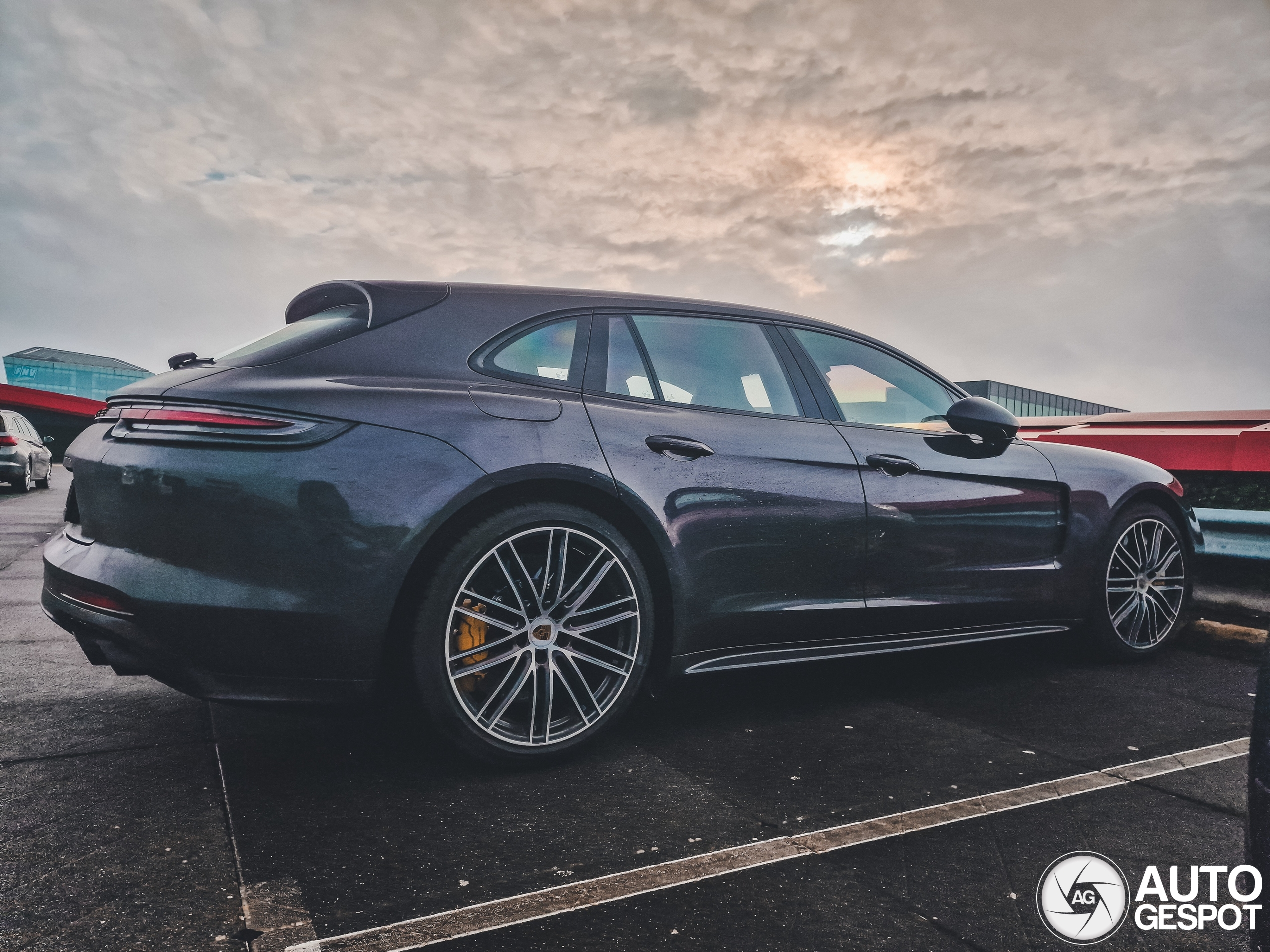 Porsche 971 Panamera Turbo S E-Hybrid Sport Turismo