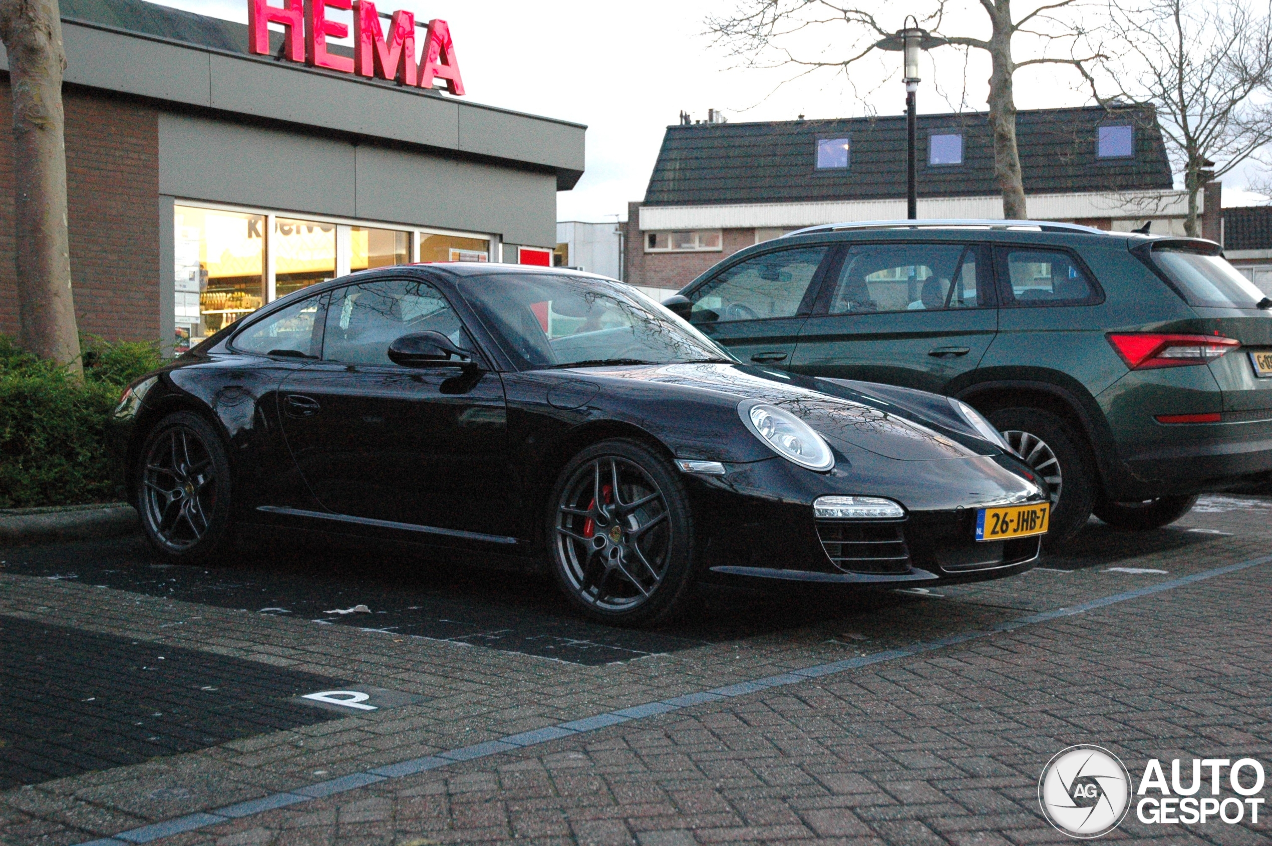 Porsche 997 Carrera 4S MkII Pon Edition