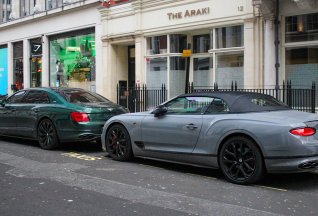 Bentley Continental GTC V8 S 2023