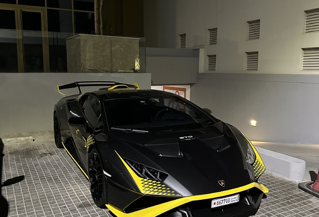 Lamborghini Huracán LP640-2 STO