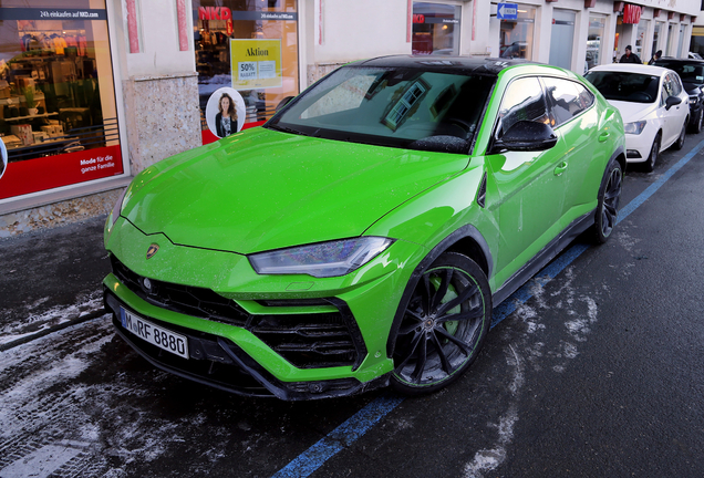 Lamborghini Urus