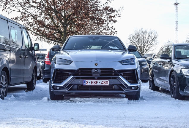 Lamborghini Urus Performante