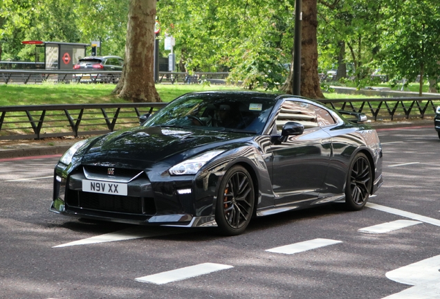 Nissan GT-R 2017