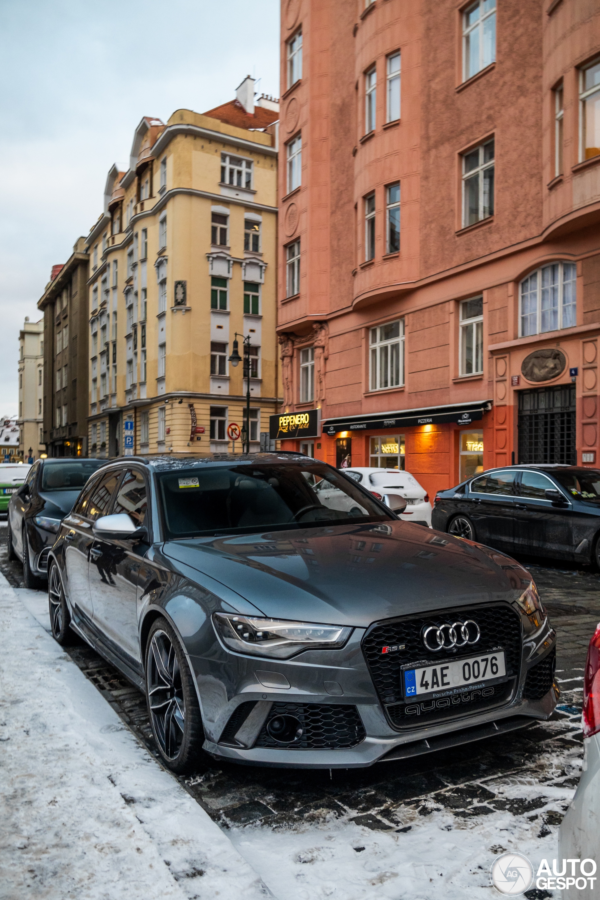 Audi RS6 Avant C7