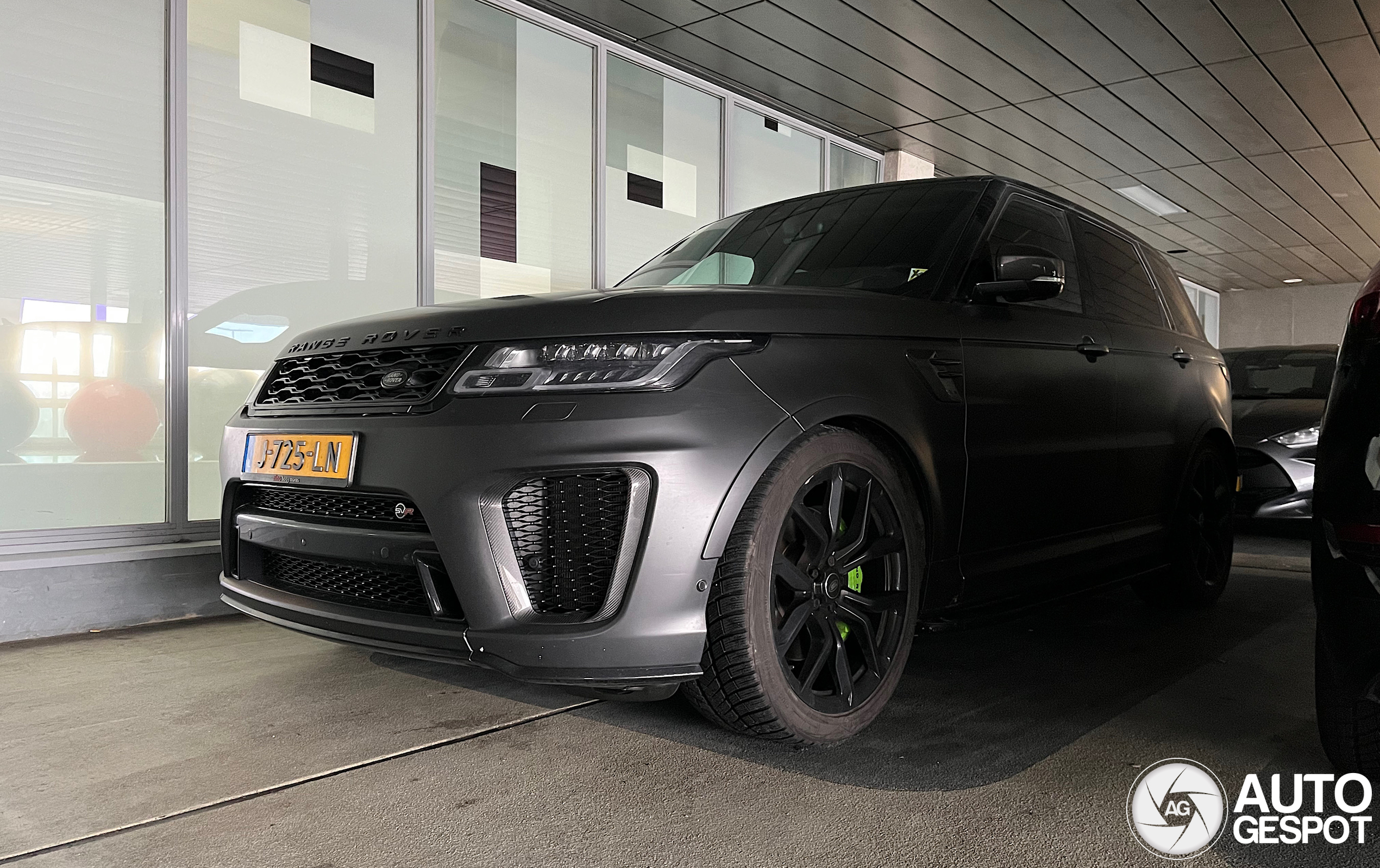 Land Rover Range Rover Sport SVR 2018