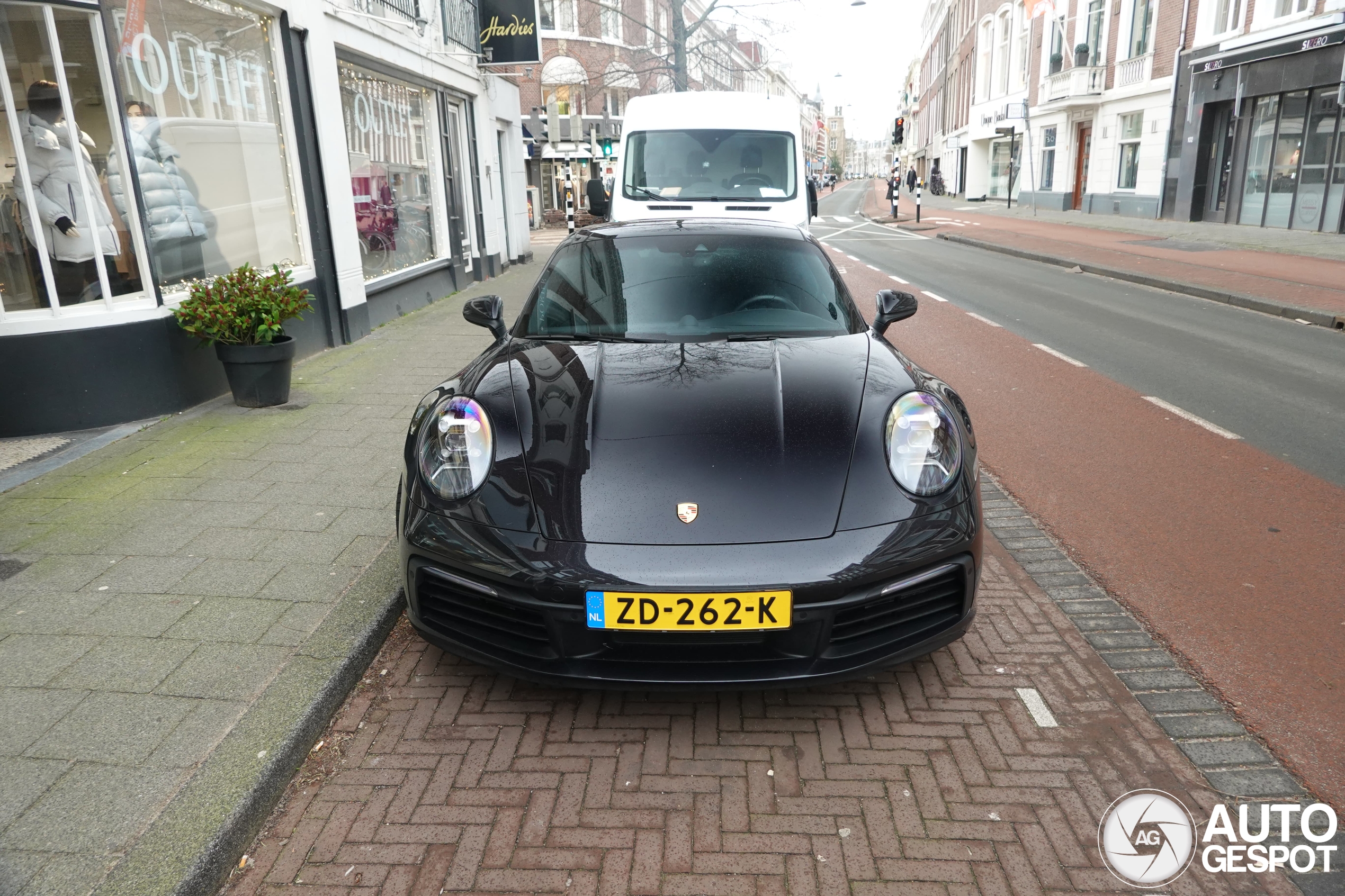 Porsche 992 Carrera 4S