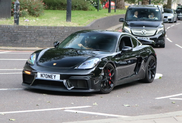 Porsche 718 Cayman GT4