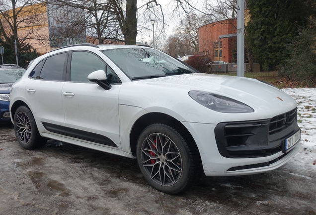 Porsche 95B Macan GTS MkIII