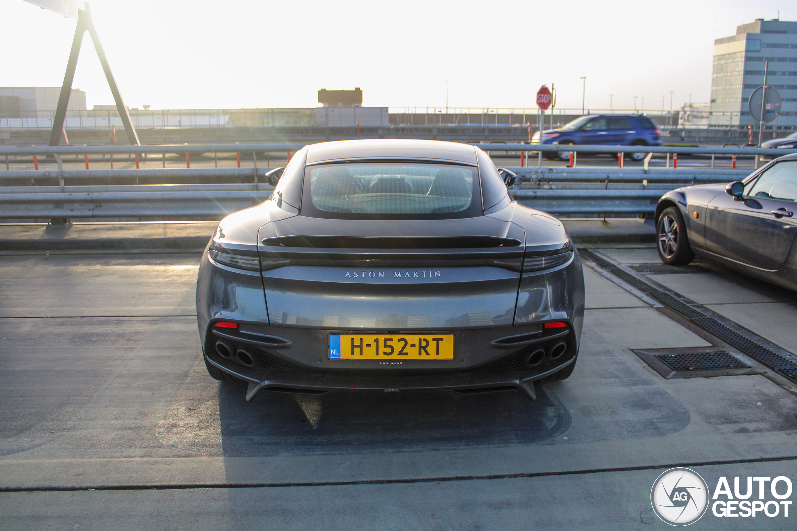 Aston Martin DBS Superleggera