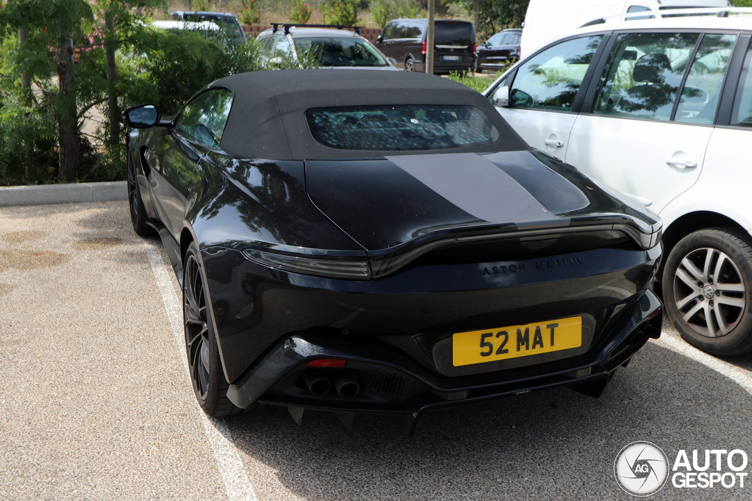 Aston Martin V8 Vantage Formula 1 Edition Roadster