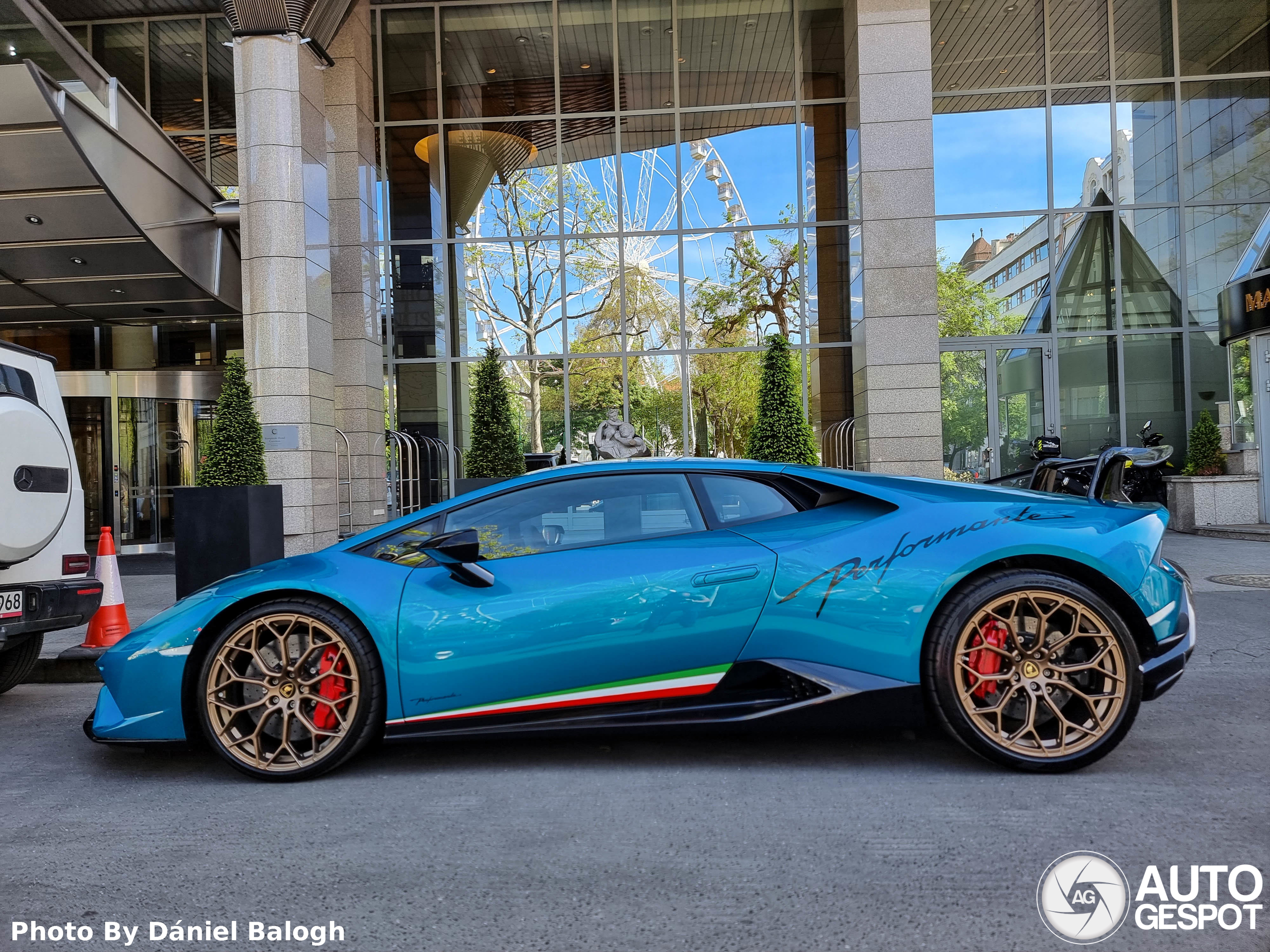 Lamborghini Huracán LP640-4 Performante