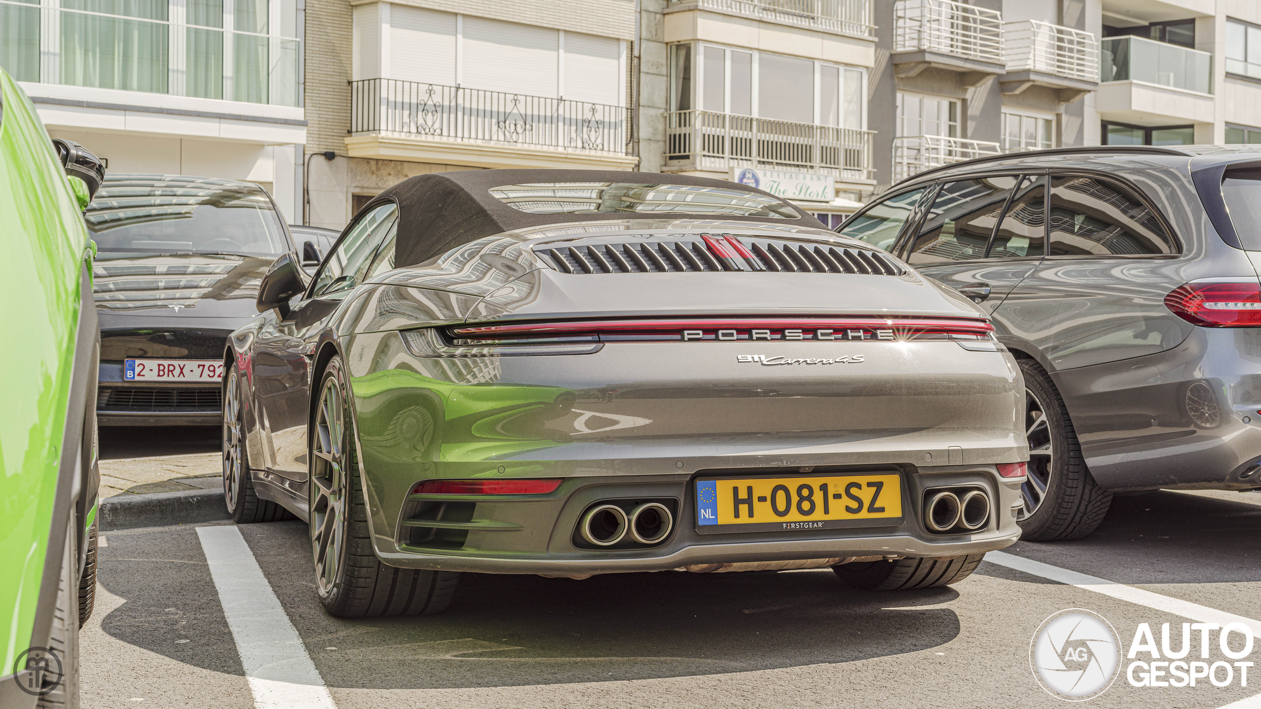 Porsche 992 Carrera 4S Cabriolet