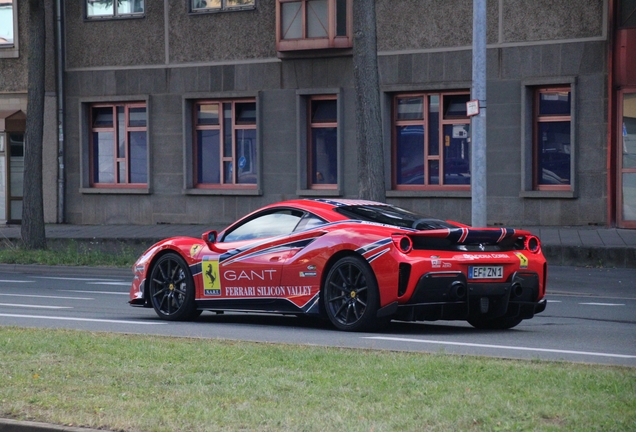 Ferrari 488 Pista