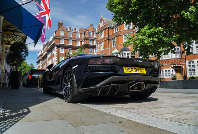 Lamborghini Aventador S LP740-4 Roadster