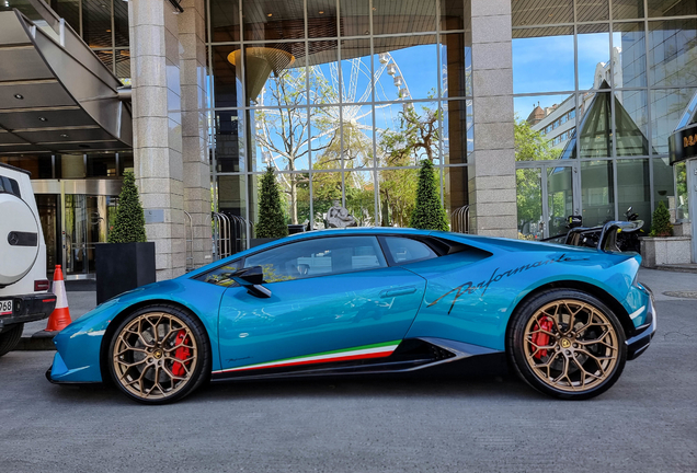 Lamborghini Huracán LP640-4 Performante