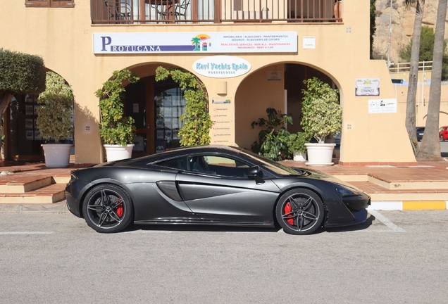 McLaren 570S