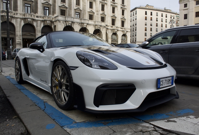 Porsche 718 Spyder RS Weissach Package