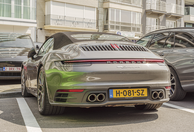 Porsche 992 Carrera 4S Cabriolet