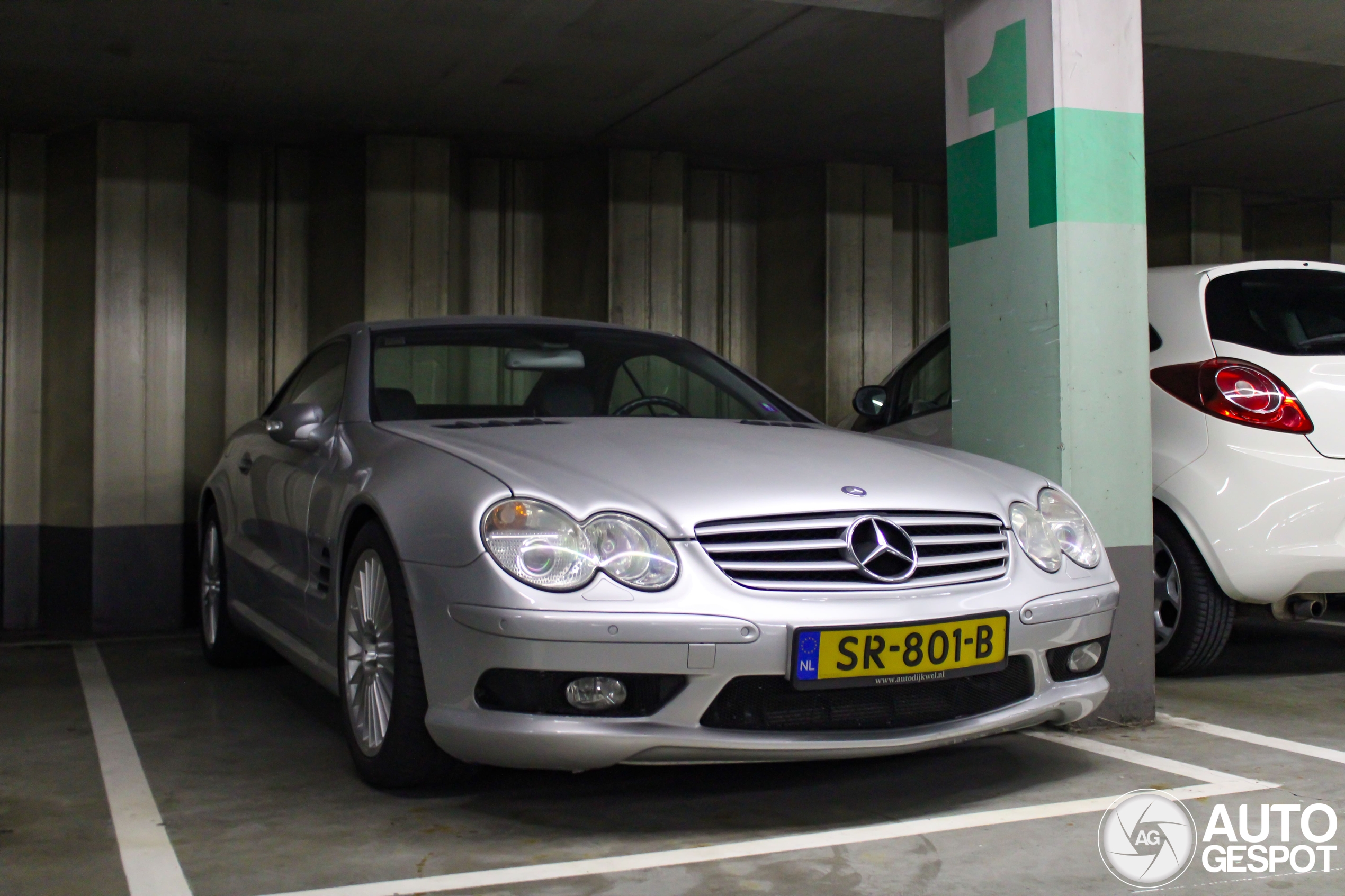 Mercedes-Benz SL 55 AMG R230