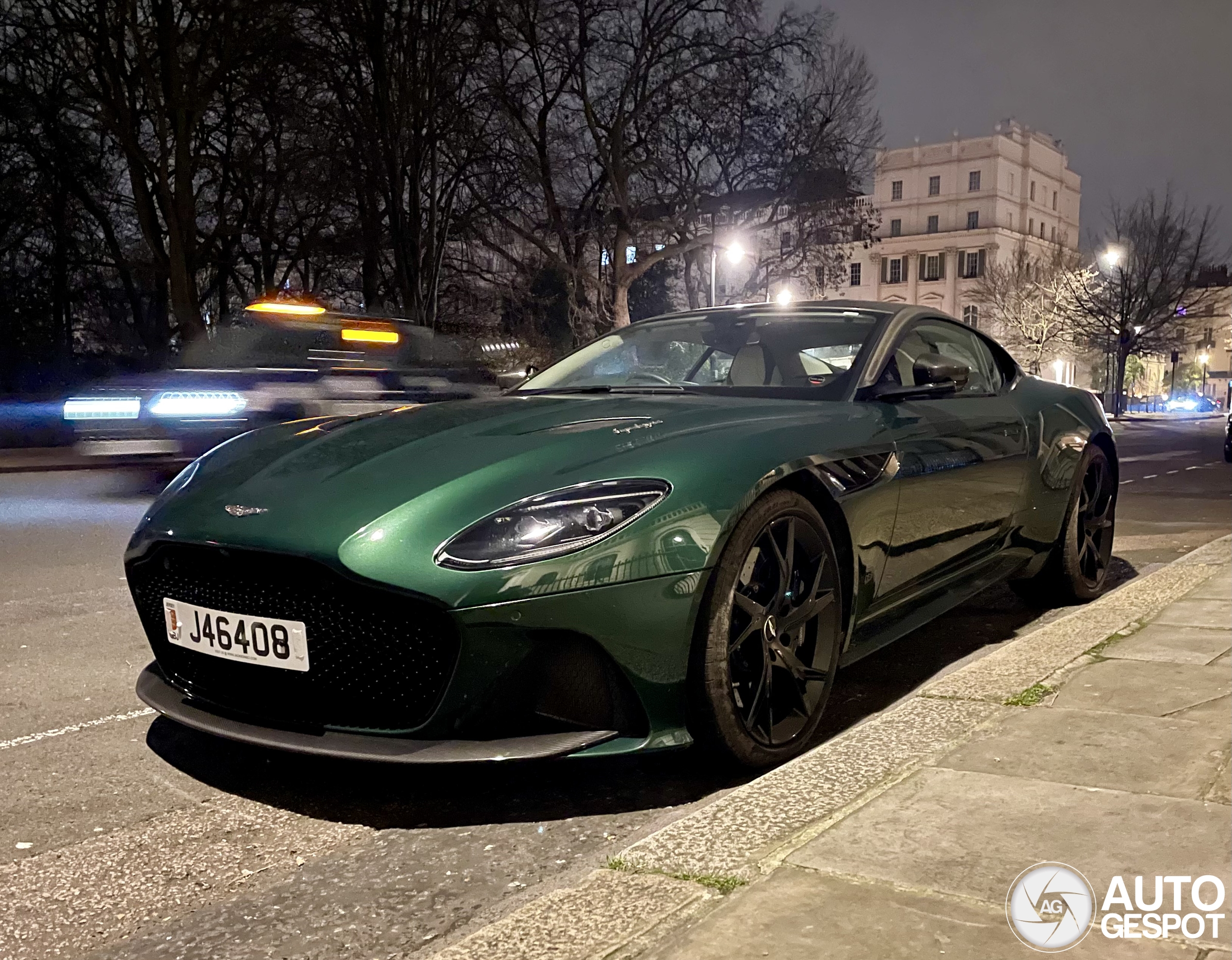 Aston Martin DBS Superleggera