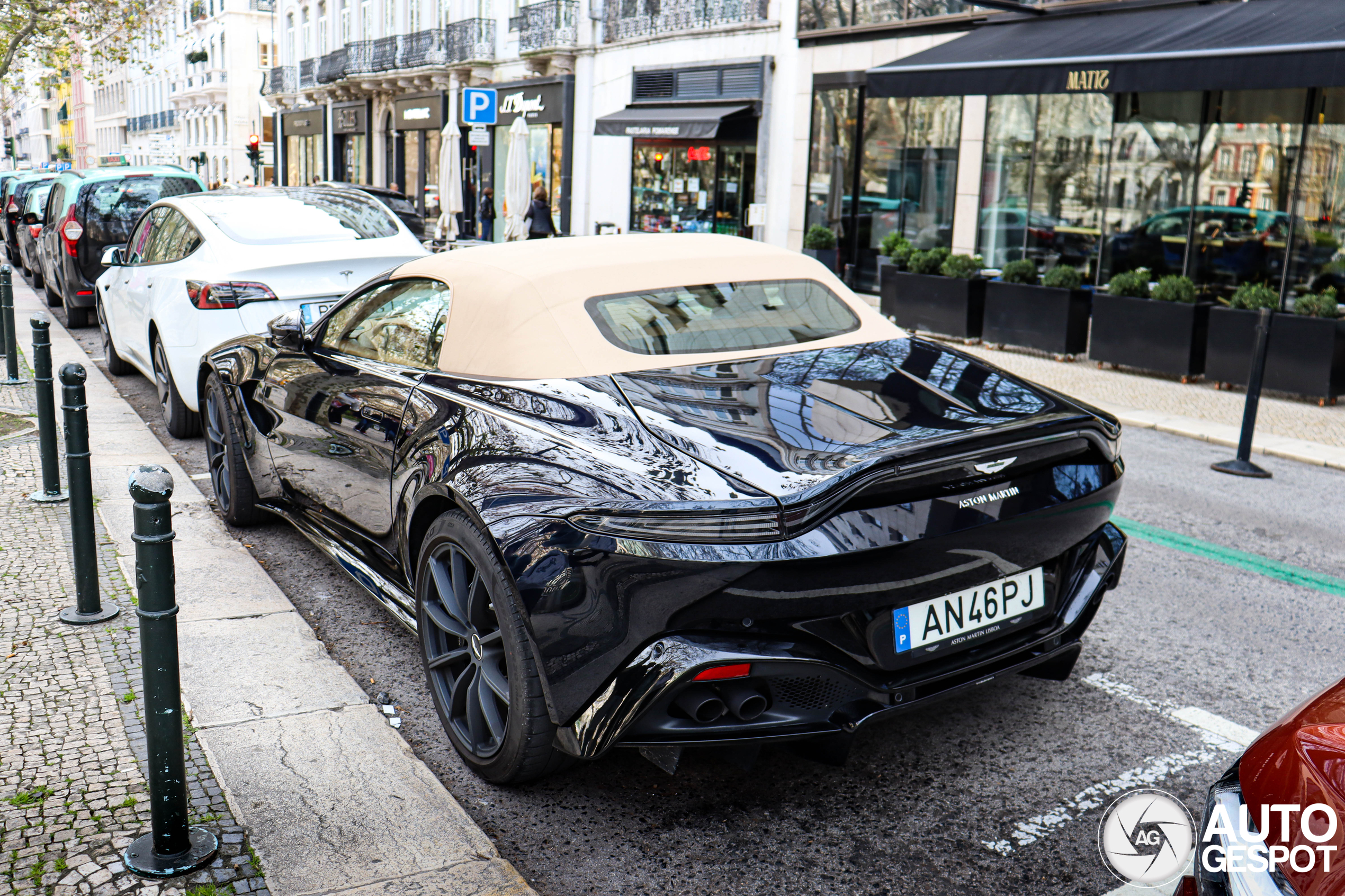 Aston Martin V8 Vantage Roadster 2020