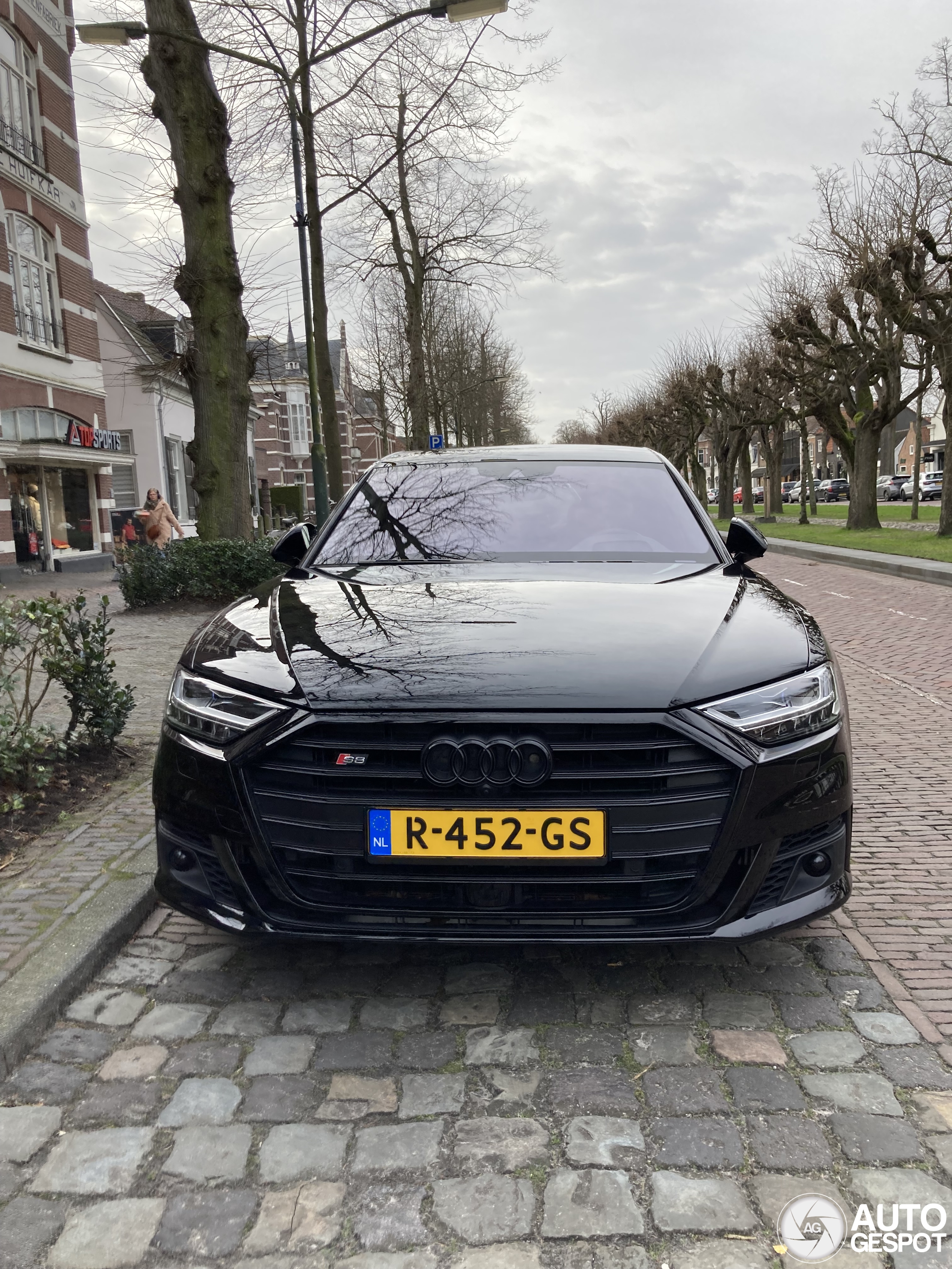 Audi S8 D5