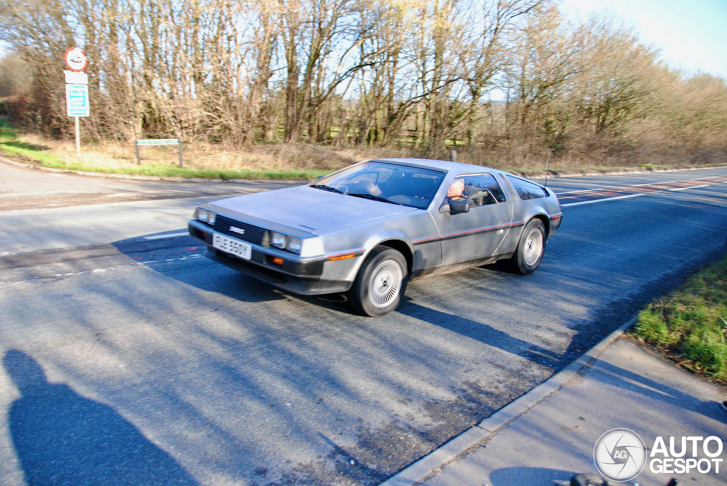 DeLorean DMC-12