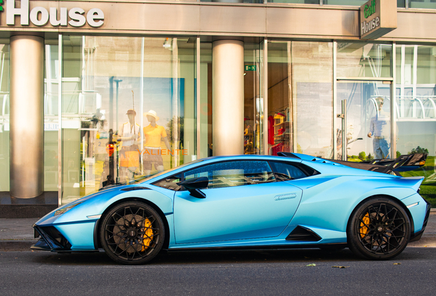 Lamborghini Huracán LP640-2 STO