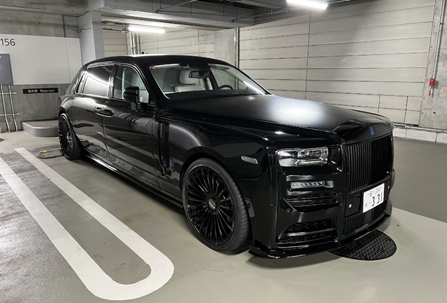 Rolls-Royce Phantom VIII EWB Series II Mansory