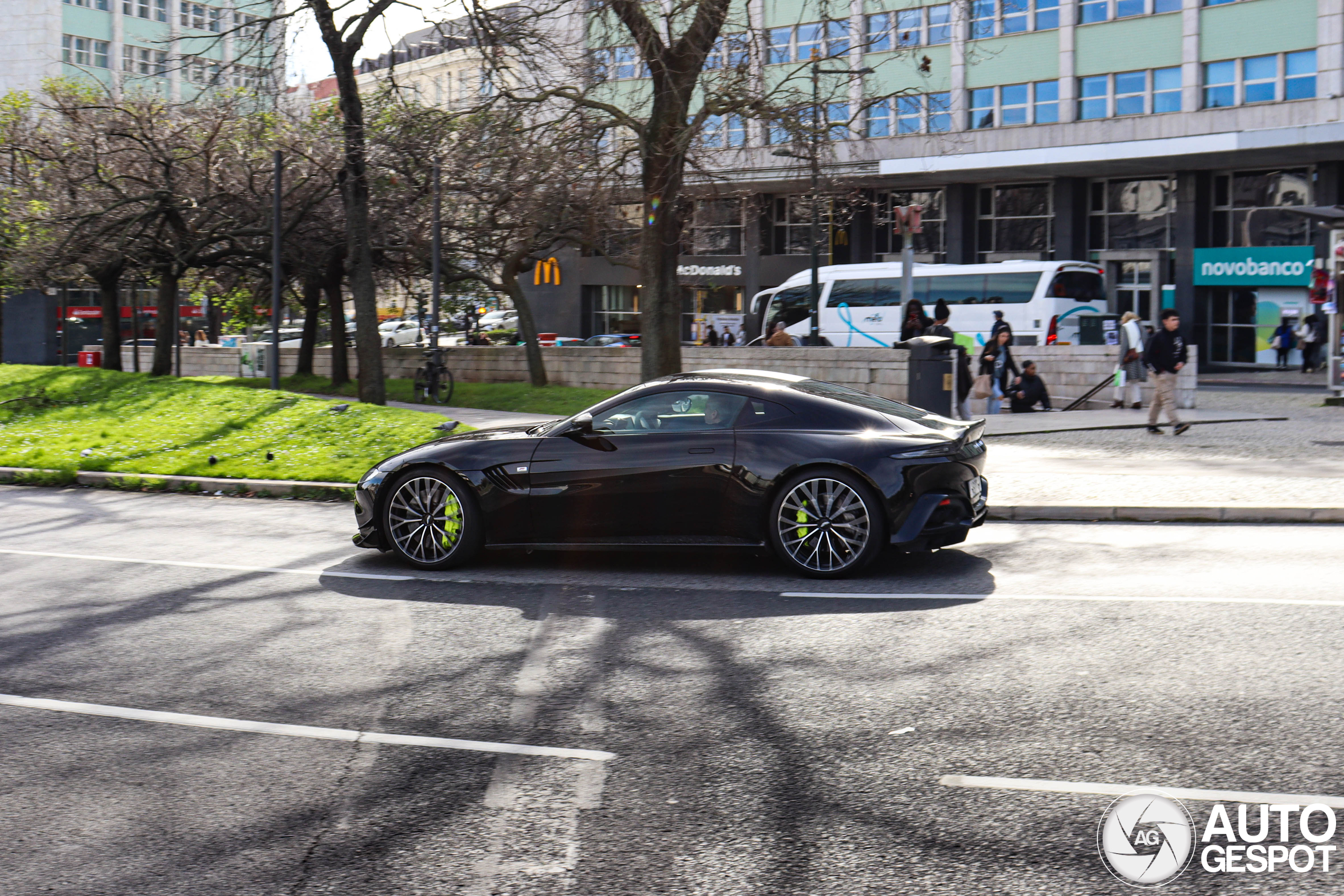 Aston Martin V8 Vantage Formula 1 Edition