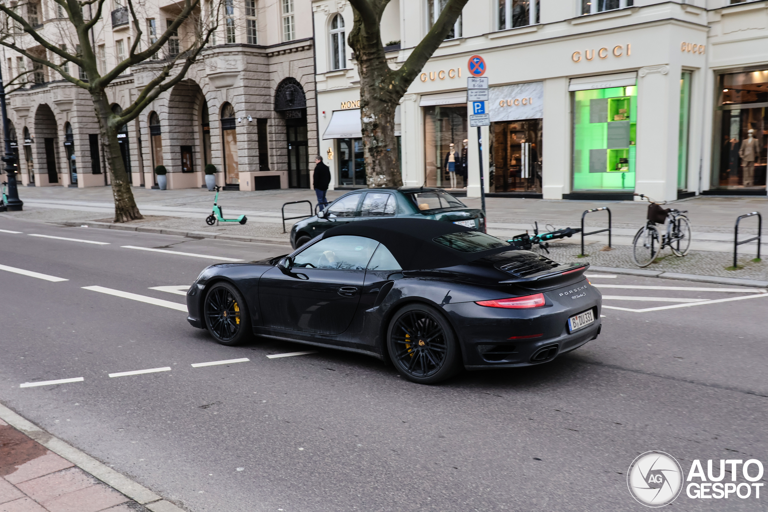 Porsche 991 Turbo S Cabriolet MkI