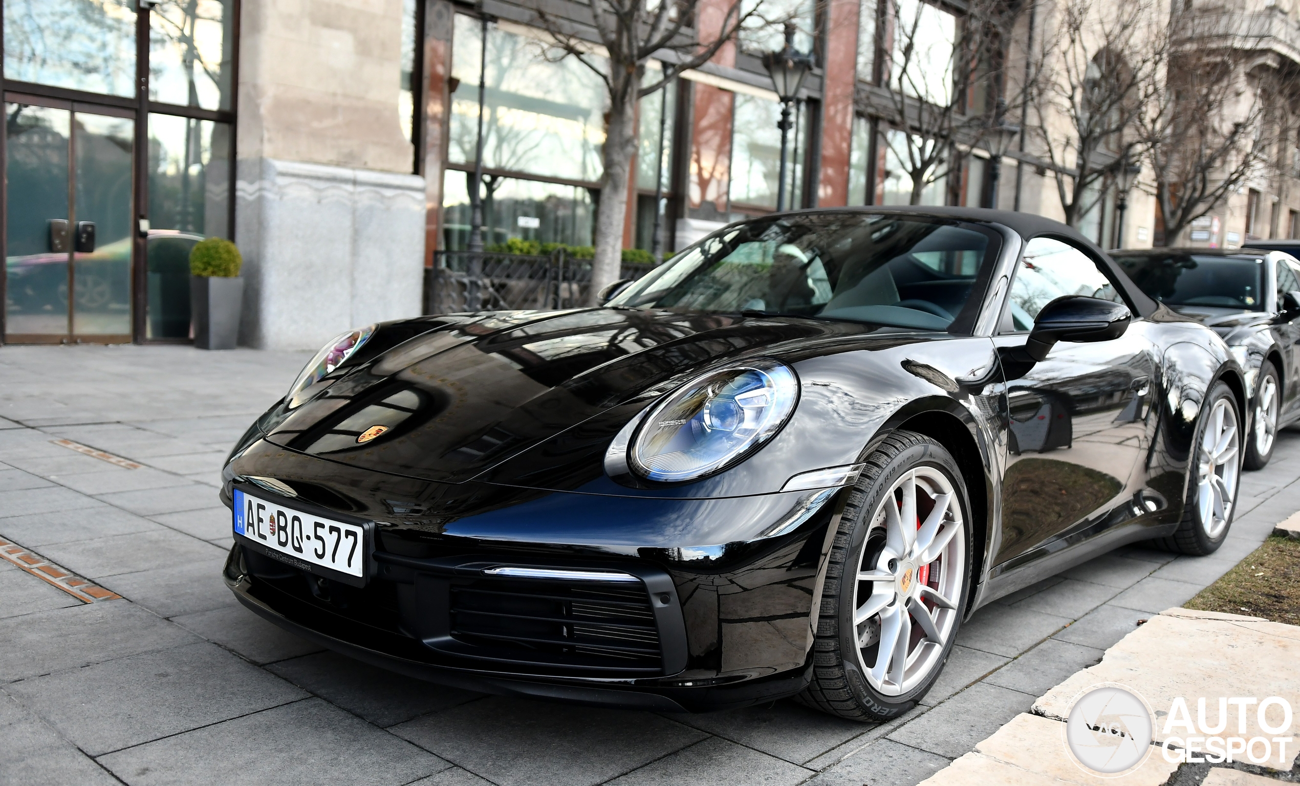 Porsche 992 Carrera 4S Cabriolet