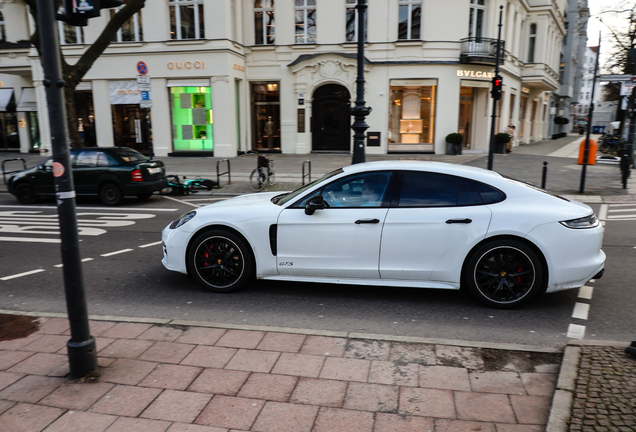 Porsche 971 Panamera GTS MkII