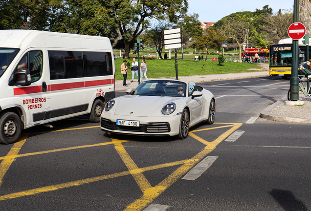 Porsche 992 Carrera 4S Cabriolet