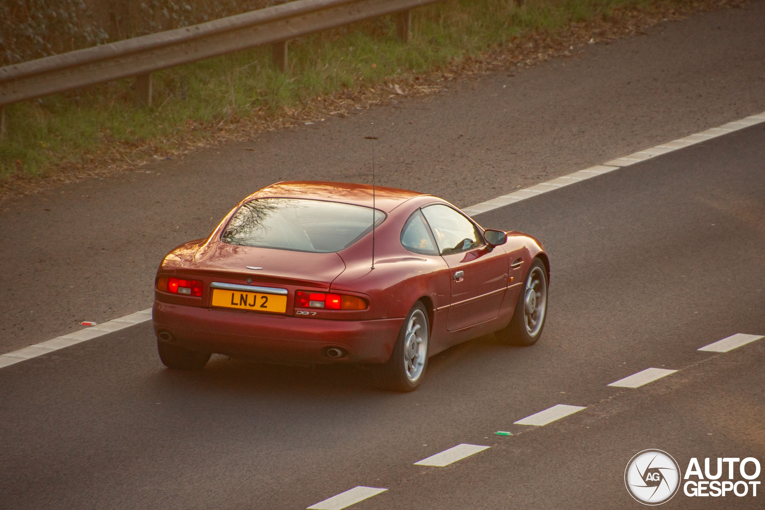 Aston Martin DB7