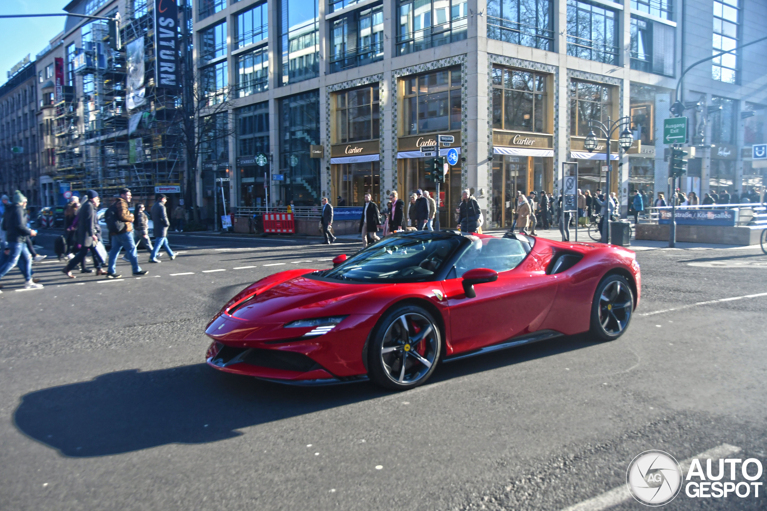 Ferrari SF90 Spider